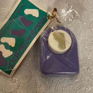 1996 Foot Inkadinkadoo Paper Punch Confetti Maker.  Heavy duty metal punch NWT